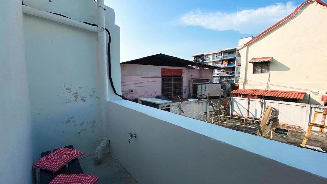 Hotel 24 Kimberley George Town Esterno foto